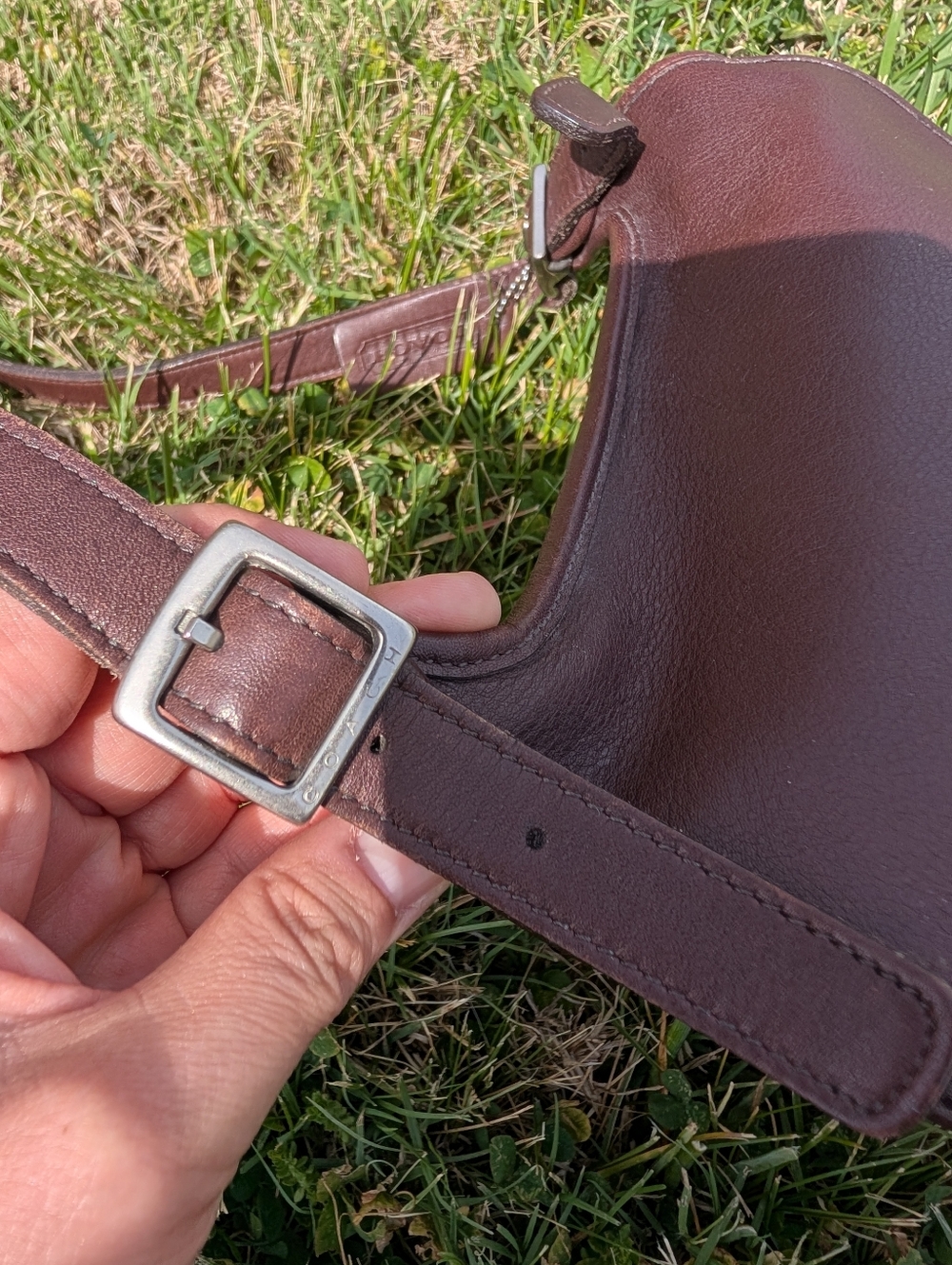 Vintage 90's Coach #9135 Hippie Flap Small Leather Adjustable Crossbody Bag - Picture 13 of 15
